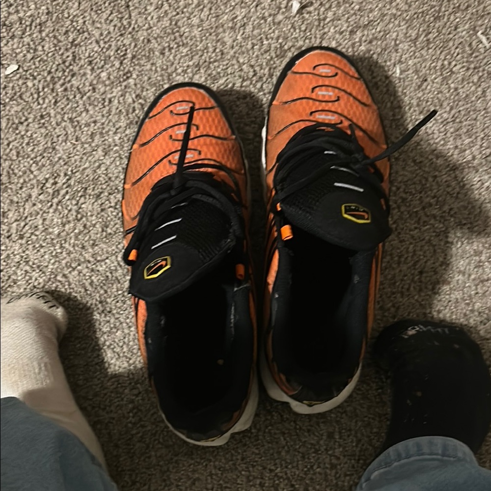 Men's Orange Athletic Shoes
